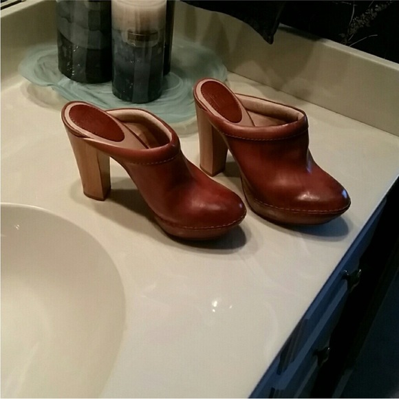 Frye Shoes - Frye Brown Leather Mules
